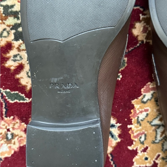 🍁SOLD🍁Prada Saffiano Penny Loafers - Picture 11 of 17